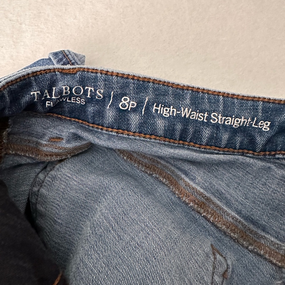 Gently Used Talbots Flawless High Waist Straight Leg 8P Jeans